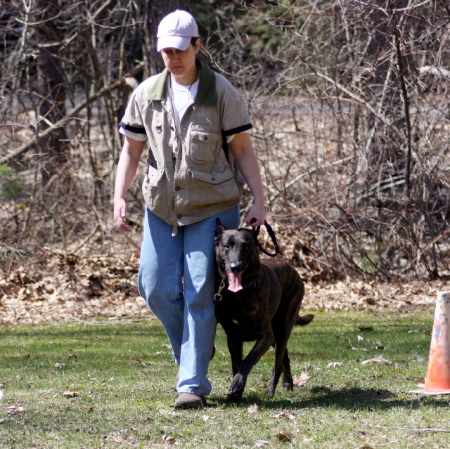 Dog%20training%20Arpil%2025th%2009%20058.jpg
