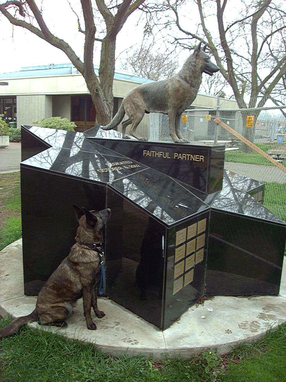 kenja_at_police_k9_memorial.jpg
